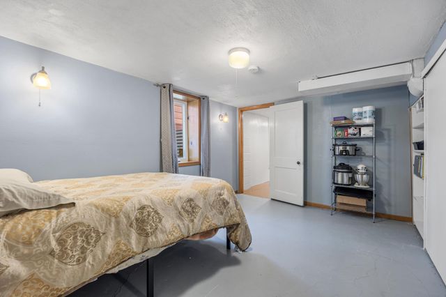 727 Oak Street N, Fargo, ND 58102