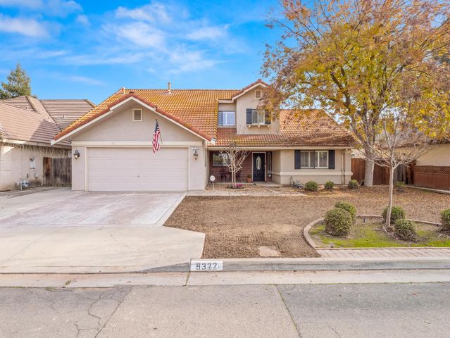 9322 N Jackson Avenue, Fresno, CA 93720