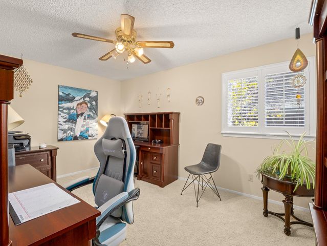 9322 N Jackson Avenue, Fresno, CA 93720