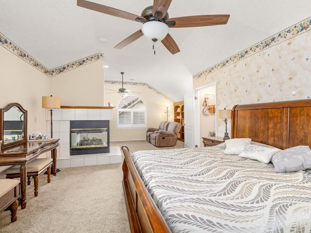 9322 N Jackson Avenue, Fresno, CA 93720