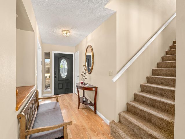 9322 N Jackson Avenue, Fresno, CA 93720