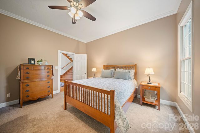 210 Clear Vista Circle, Asheville, NC 28805