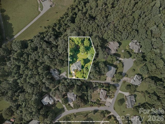 210 Clear Vista Circle, Asheville, NC 28805
