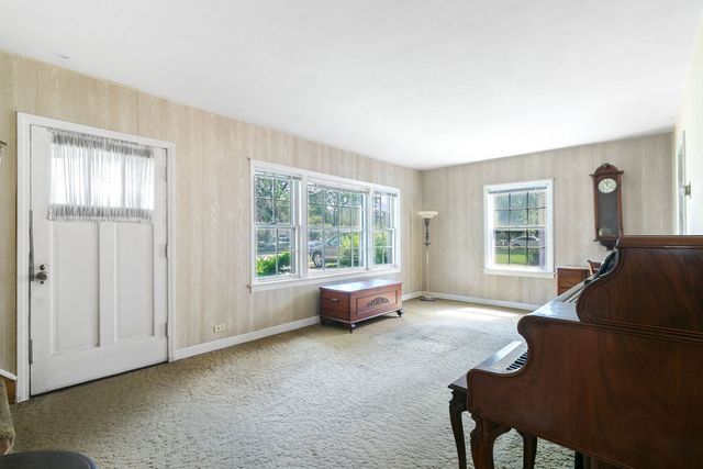 4133 W 99th Street, Oak Lawn, IL 60453