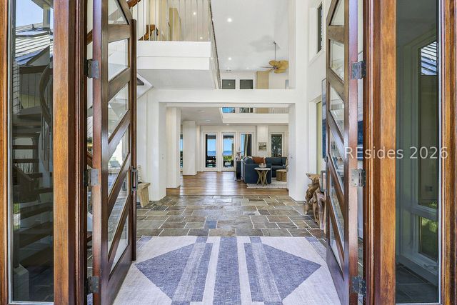 6 Herring Gull Ln, Hilton Head Island, SC 29926