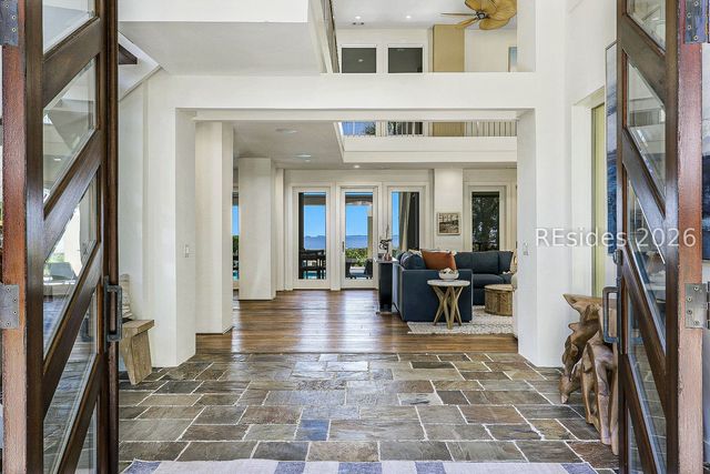 6 Herring Gull Ln, Hilton Head Island, SC 29926