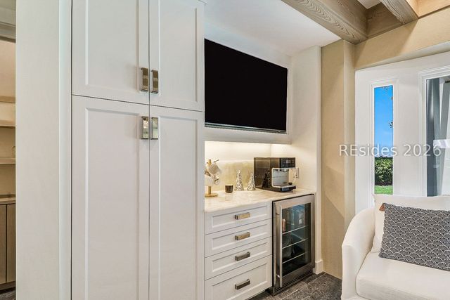 6 Herring Gull Ln, Hilton Head Island, SC 29926
