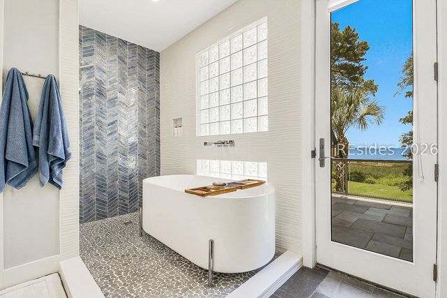 6 Herring Gull Ln, Hilton Head Island, SC 29926