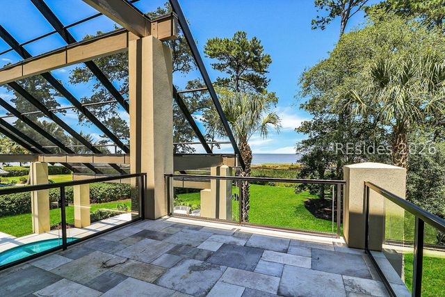 6 Herring Gull Ln, Hilton Head Island, SC 29926
