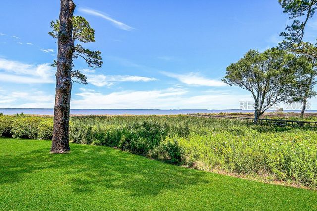 6 Herring Gull Ln, Hilton Head Island, SC 29926
