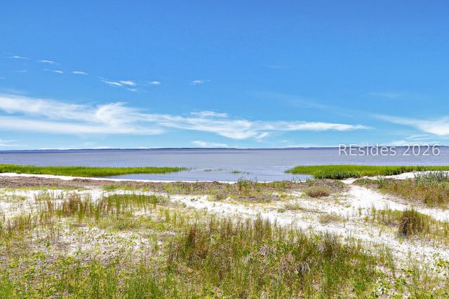 6 Herring Gull Ln, Hilton Head Island, SC 29926