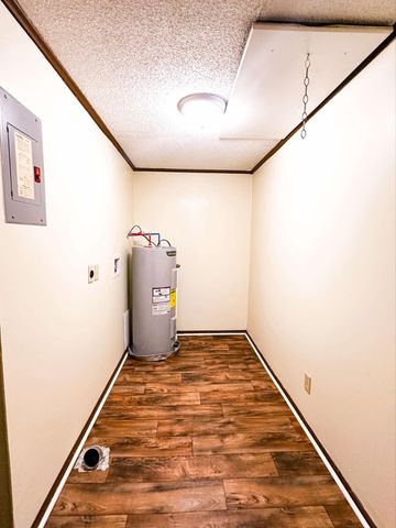 2421 Madison St Apt 48, Clarksville, TN 37043