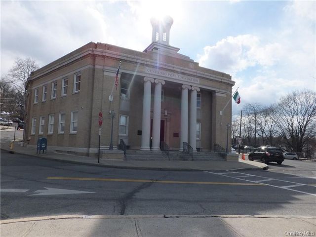 111 Kensington Road 8, Bronxville, NY 10708