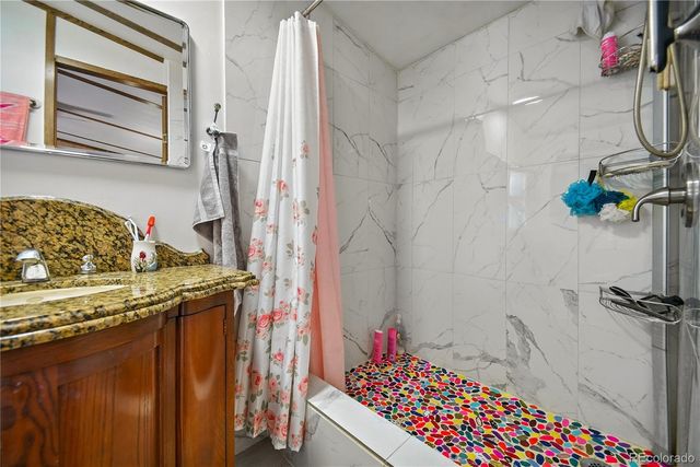 422 Willow Drive, Lochbuie, CO 80603