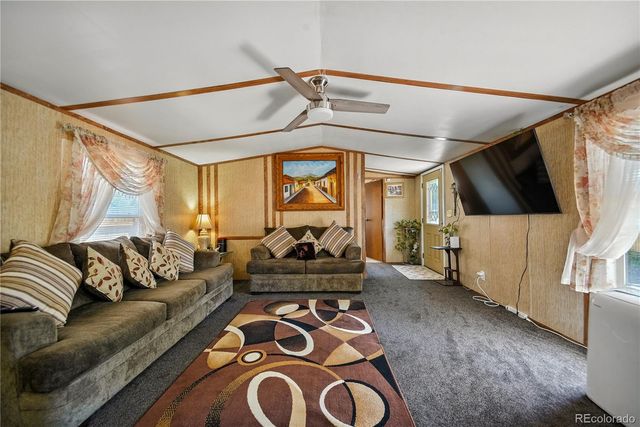 422 Willow Drive, Lochbuie, CO 80603