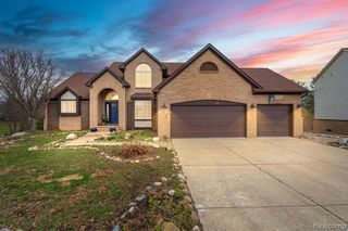 185 Columbia Drive, South Lyon, MI 48178