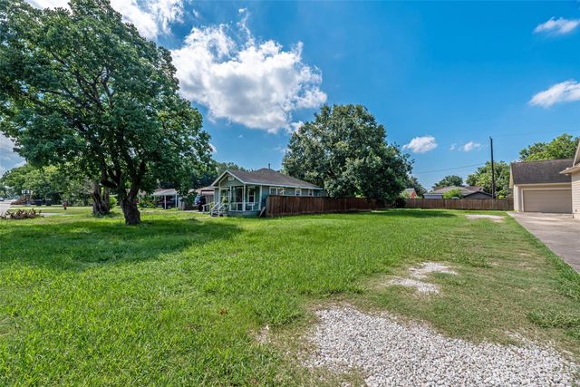 316 Avenue A, South Houston, TX 77587