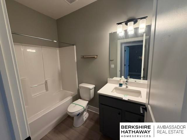 8213 S 178th Street, Omaha, NE 68136