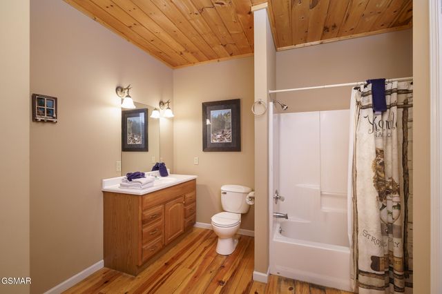 3129 Smokies Edge Road, Sevierville, TN 37862