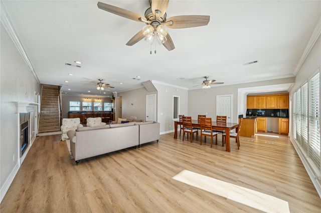 22105 Zapata Drive, Galveston, TX 77554