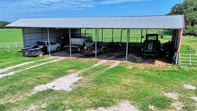 8752 Fm 1749, Sunset, TX 76270