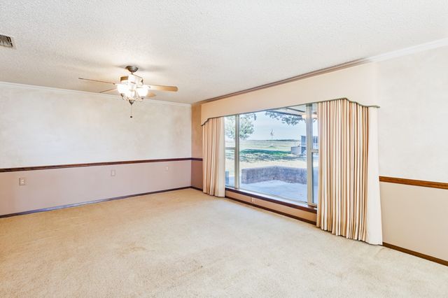 8752 Fm 1749, Sunset, TX 76270