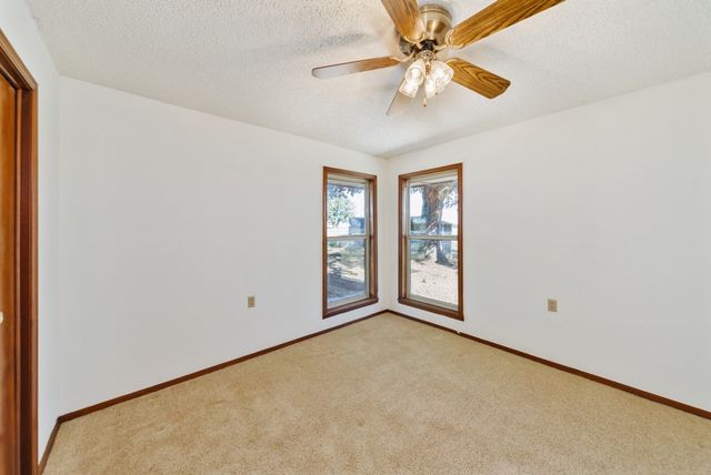 8752 Fm 1749, Sunset, TX 76270