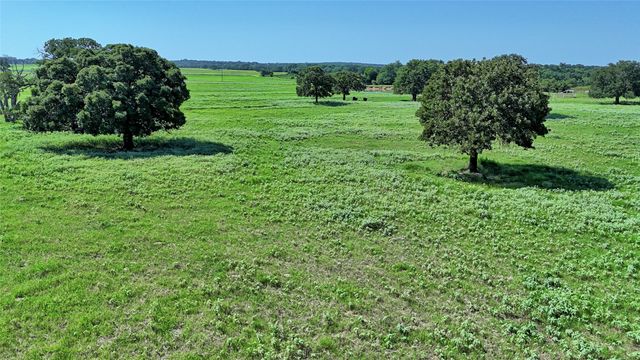 8752 Fm 1749, Sunset, TX 76270