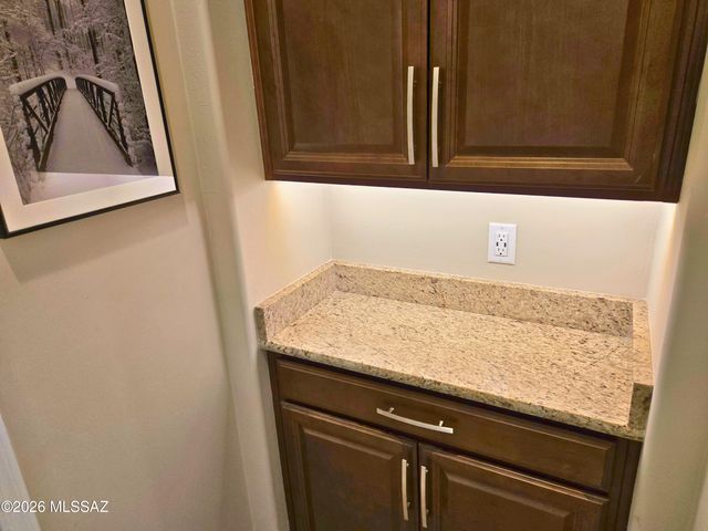 209 E Brookdale Way, Oro Valley, AZ 85755