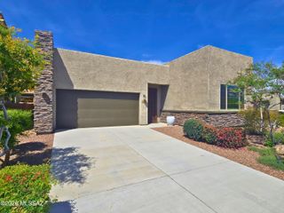 209 E Brookdale Way, Oro Valley, AZ 85755