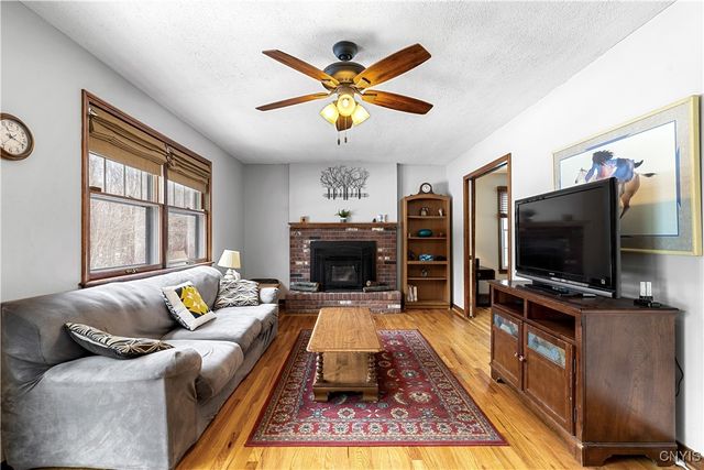 52 Woodberry Road, New Hartford, NY 13413