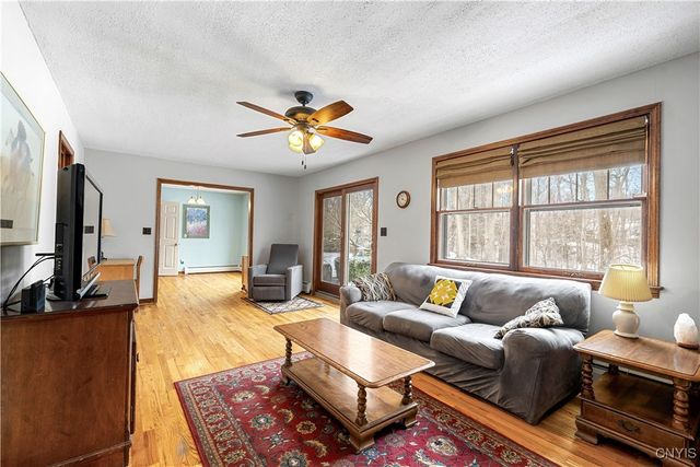 52 Woodberry Road, New Hartford, NY 13413