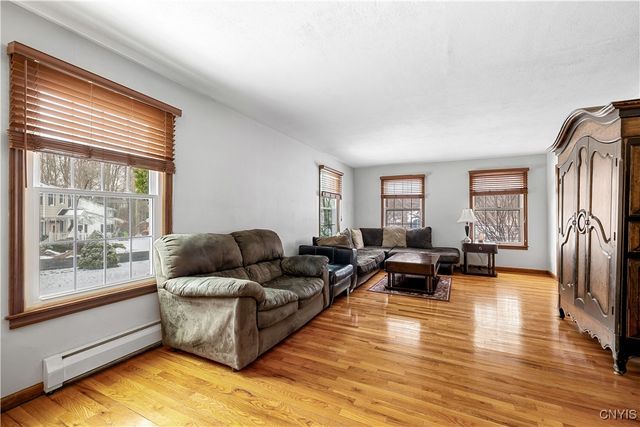 52 Woodberry Road, New Hartford, NY 13413