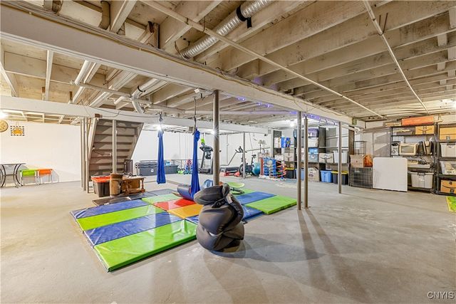 52 Woodberry Road, New Hartford, NY 13413