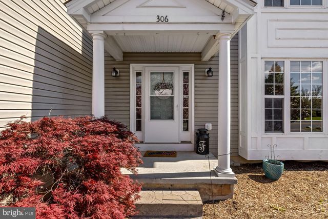 306 MOSBY BLVD, Berryville, VA 22611