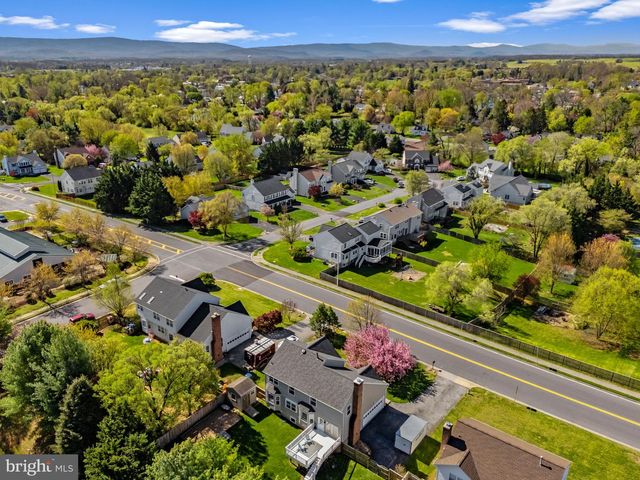 306 MOSBY BLVD, Berryville, VA 22611