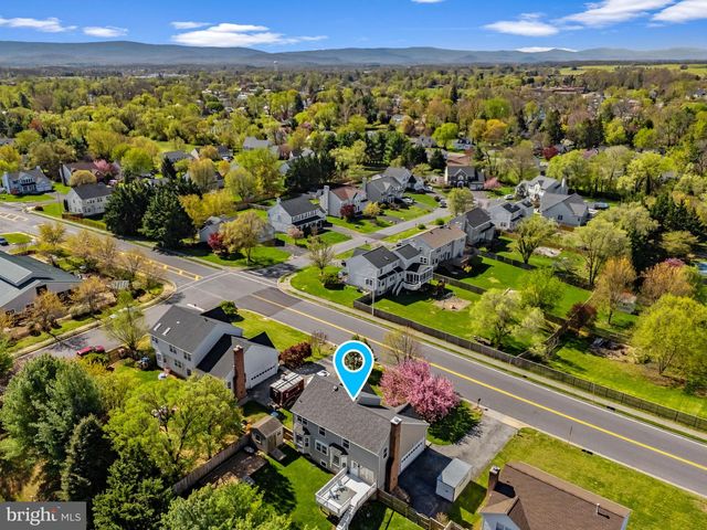 306 MOSBY BLVD, Berryville, VA 22611