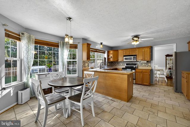 306 MOSBY BLVD, Berryville, VA 22611