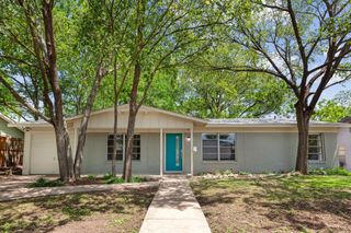 5302 Robinsdale LN, Austin, TX 78723