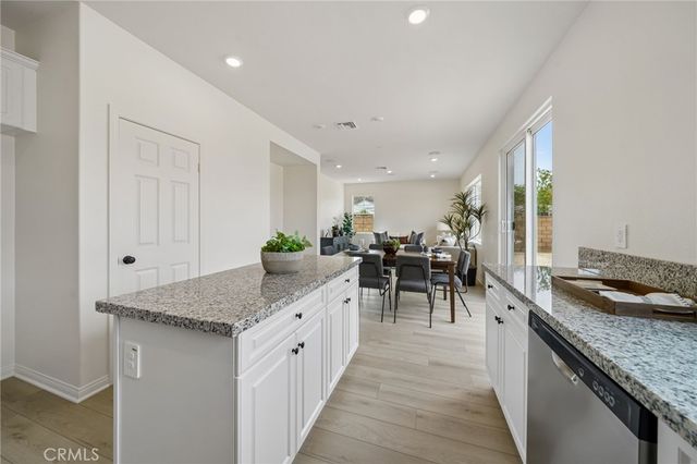 27107 Kodiak Court, Menifee, CA 92586