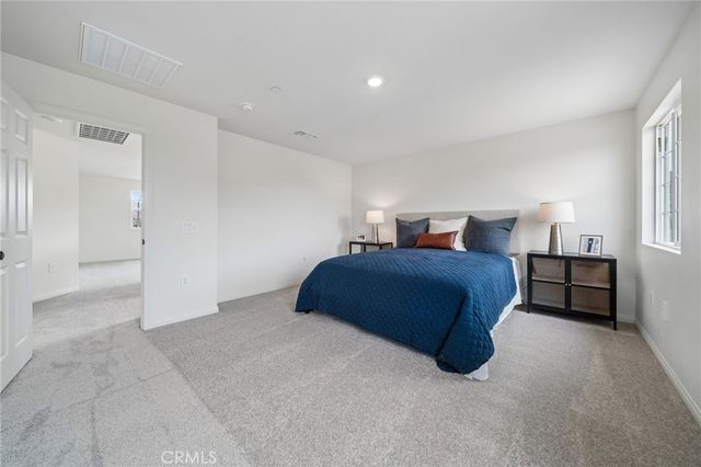 27107 Kodiak Court, Menifee, CA 92586