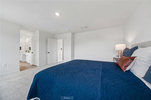 27107 Kodiak Court, Menifee, CA 92586