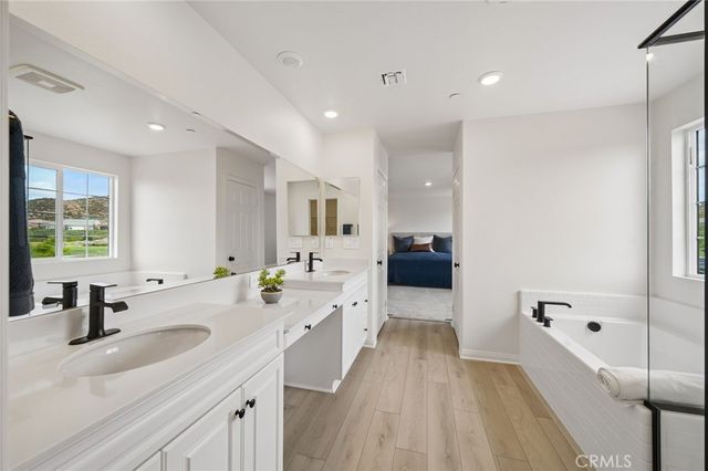 27107 Kodiak Court, Menifee, CA 92586