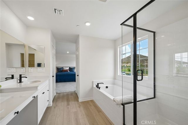 27107 Kodiak Court, Menifee, CA 92586