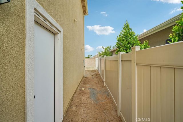 27107 Kodiak Court, Menifee, CA 92586
