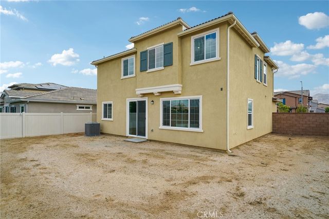 27107 Kodiak Court, Menifee, CA 92586