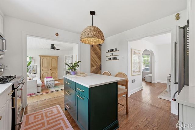 216 Park Avenue, St Louis, MO 63122