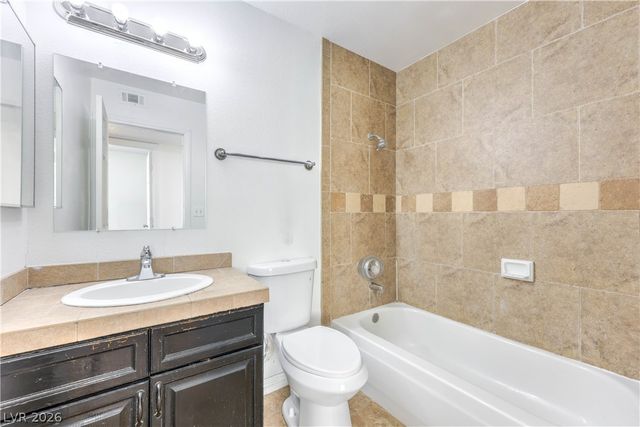 6979 Issac Avenue 4, Las Vegas, NV 89156