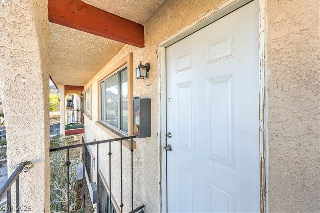6979 Issac Avenue 4, Las Vegas, NV 89156