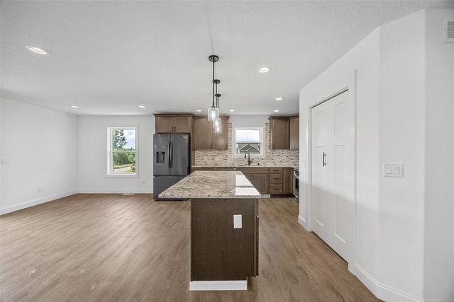 1647 Foxborough Drive, Marion, IA 52302
